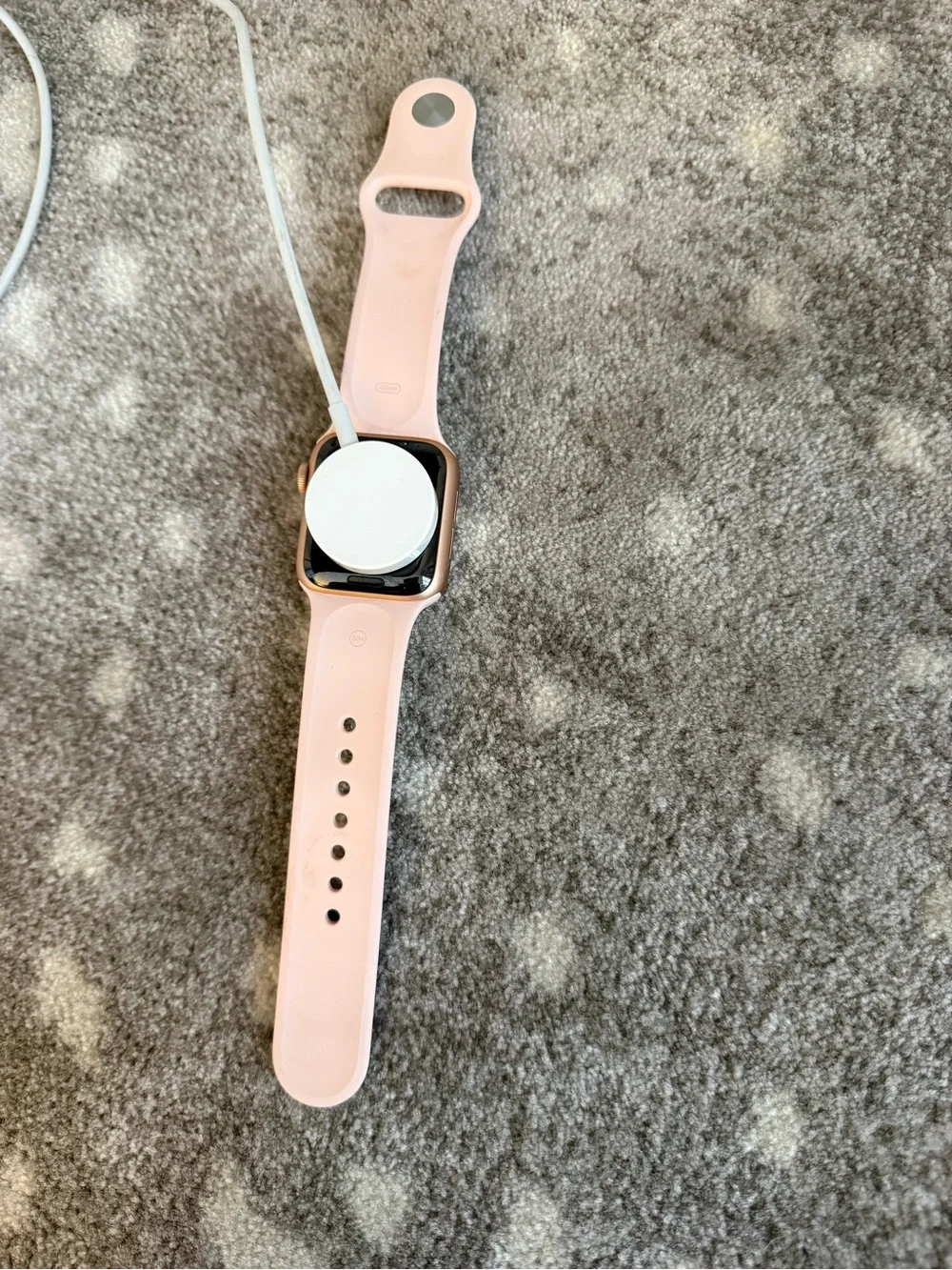 Apple Watch in Pink Gold with Light Pink Band